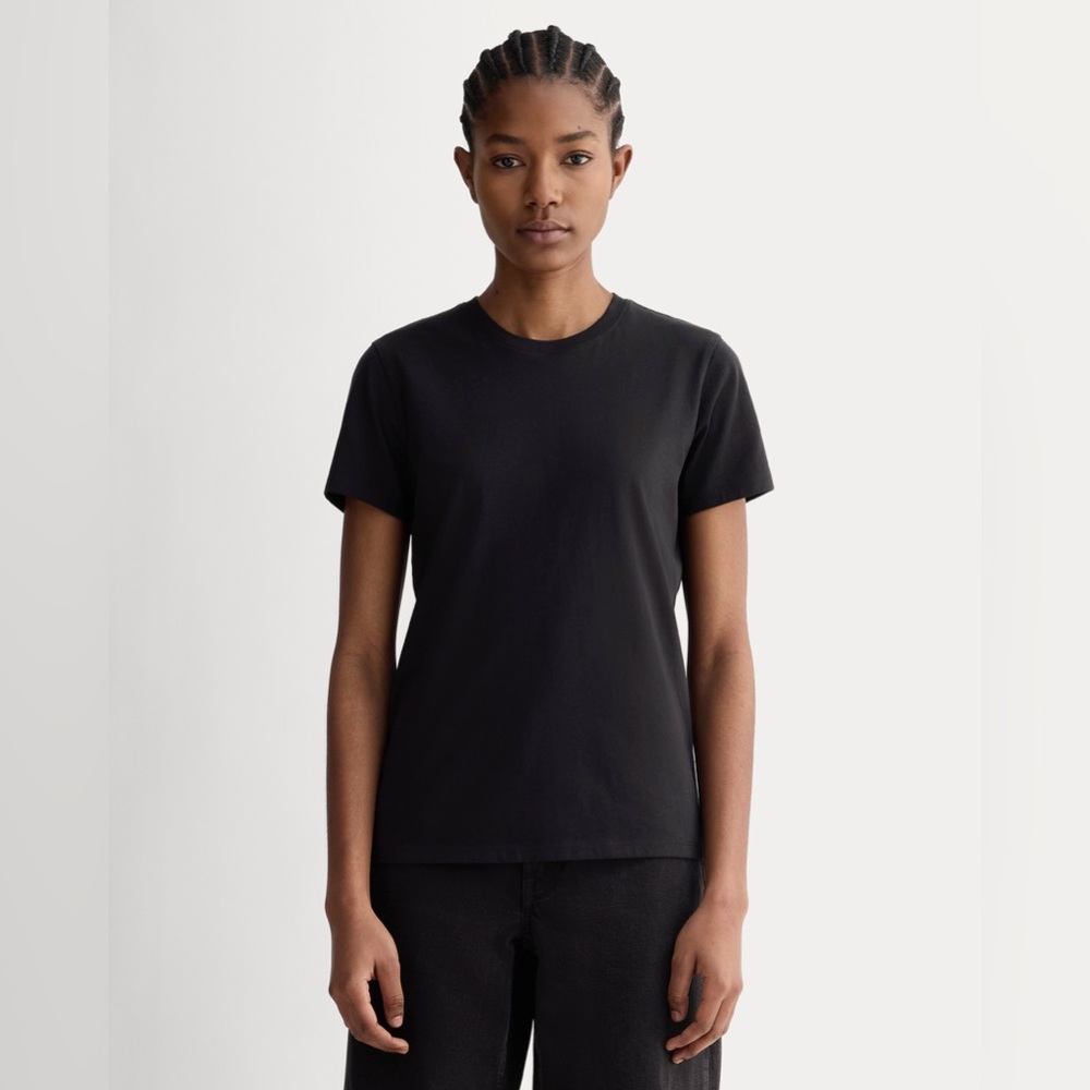 NWOT Everlane The Slim Crew in Essential Cotton